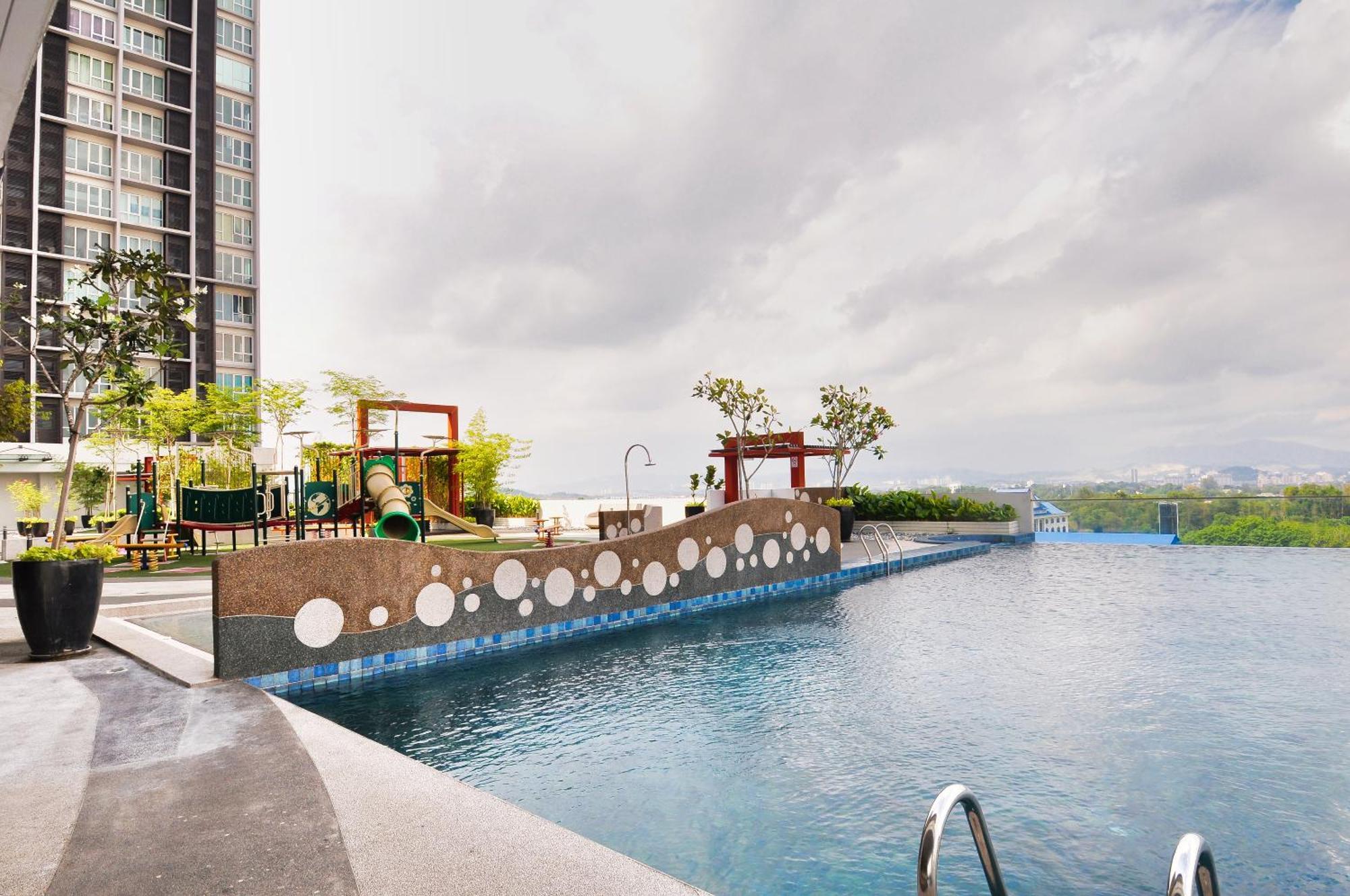 Azfa Duplex Suite At De Centrum Putrajaya Bangi Free Wifi كاجانغ المظهر الخارجي الصورة